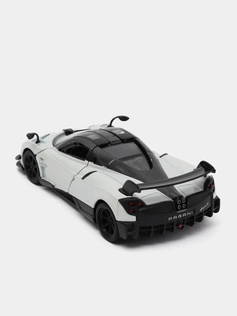 Kinsmart 2016 Pagani Huayra BC 2016 KT5400 1:38 Scale Model White
