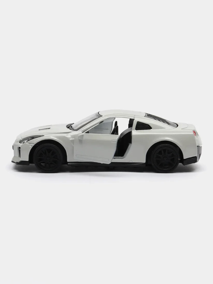White 1:43 Scale Diecast Nissan GTR R35 Metal Car