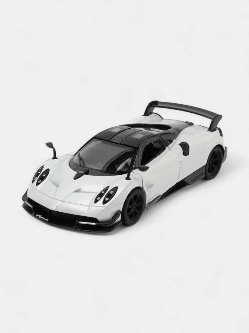 Kinsmart 2016 Pagani Huayra BC 2016 KT5400 1:38 Scale Model White