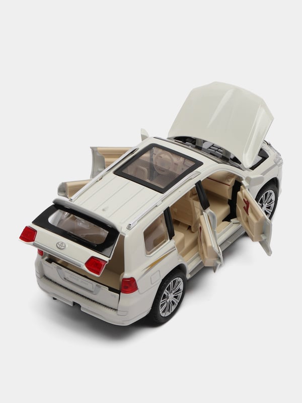 Toyota LAND CRUISER WHITE 1:24 Scale
